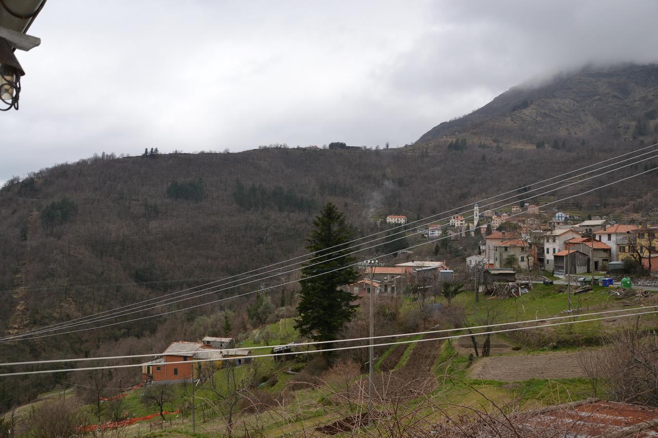 Camere E Accoglienza La Casa Della Nonna Borzonasca Exterior photo